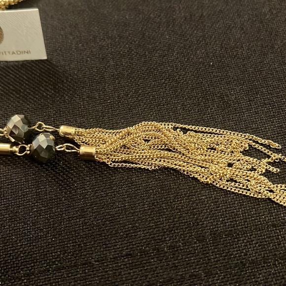 Adrienne Vittadina ✨💫✨Gold Tone Long Necklace & Clip-on Earrings - NWT - Picture 5 of 9